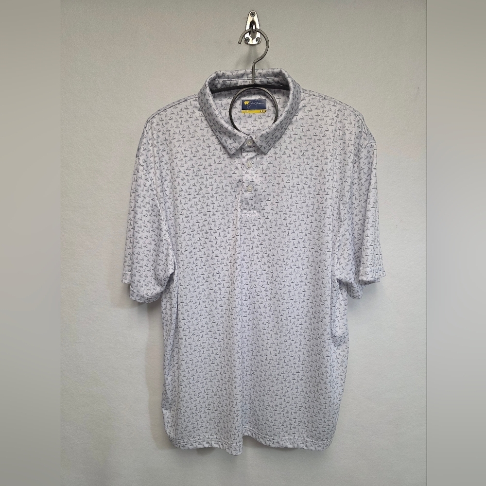 Jack Nicklaus  Golf Short Sleeve Polo Mens Size XL White With Gray Sailboats